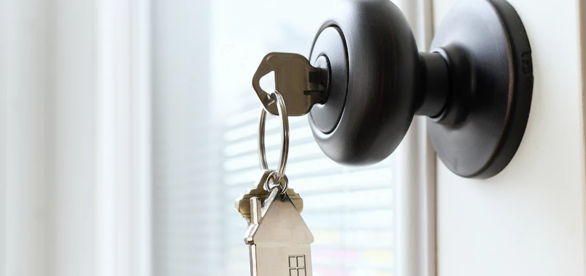 Bifold Door Knob Replacement in Cotati, California