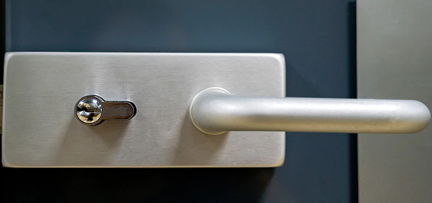 Change Patio Door Locks in Cotati, California